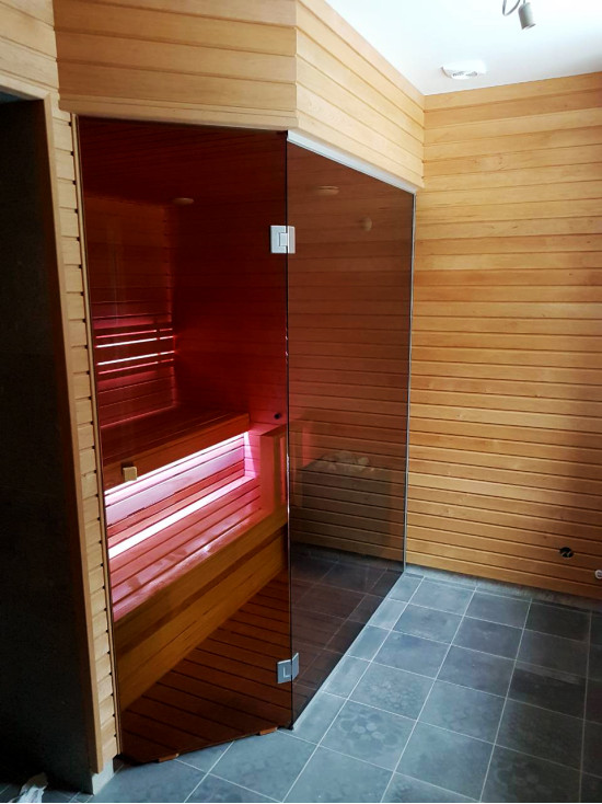 Infra - Sauna i Nida - Infrarøde saunaer