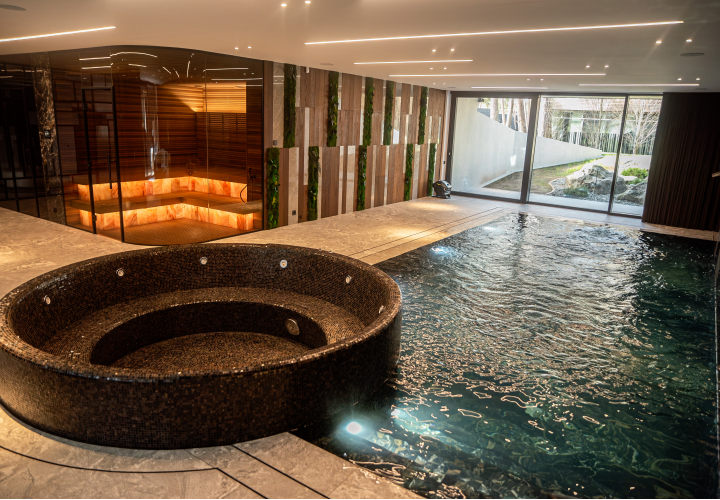 Privat infrarød sauna og swimmingpoolprojekt