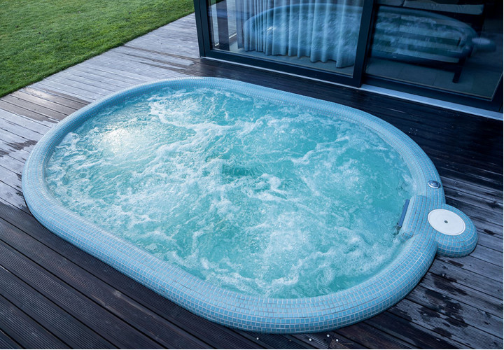 Udendørs hydromassagepool