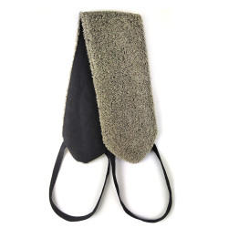 Rygskrubber med sorte håndtag 