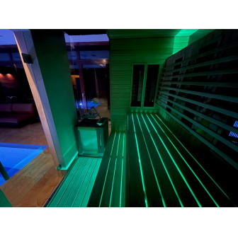 SAUFLEX RGB LED LYS, MED STYREENHED