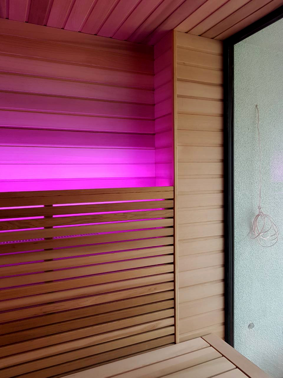 Kombineret sauna med himalayasaltvæg