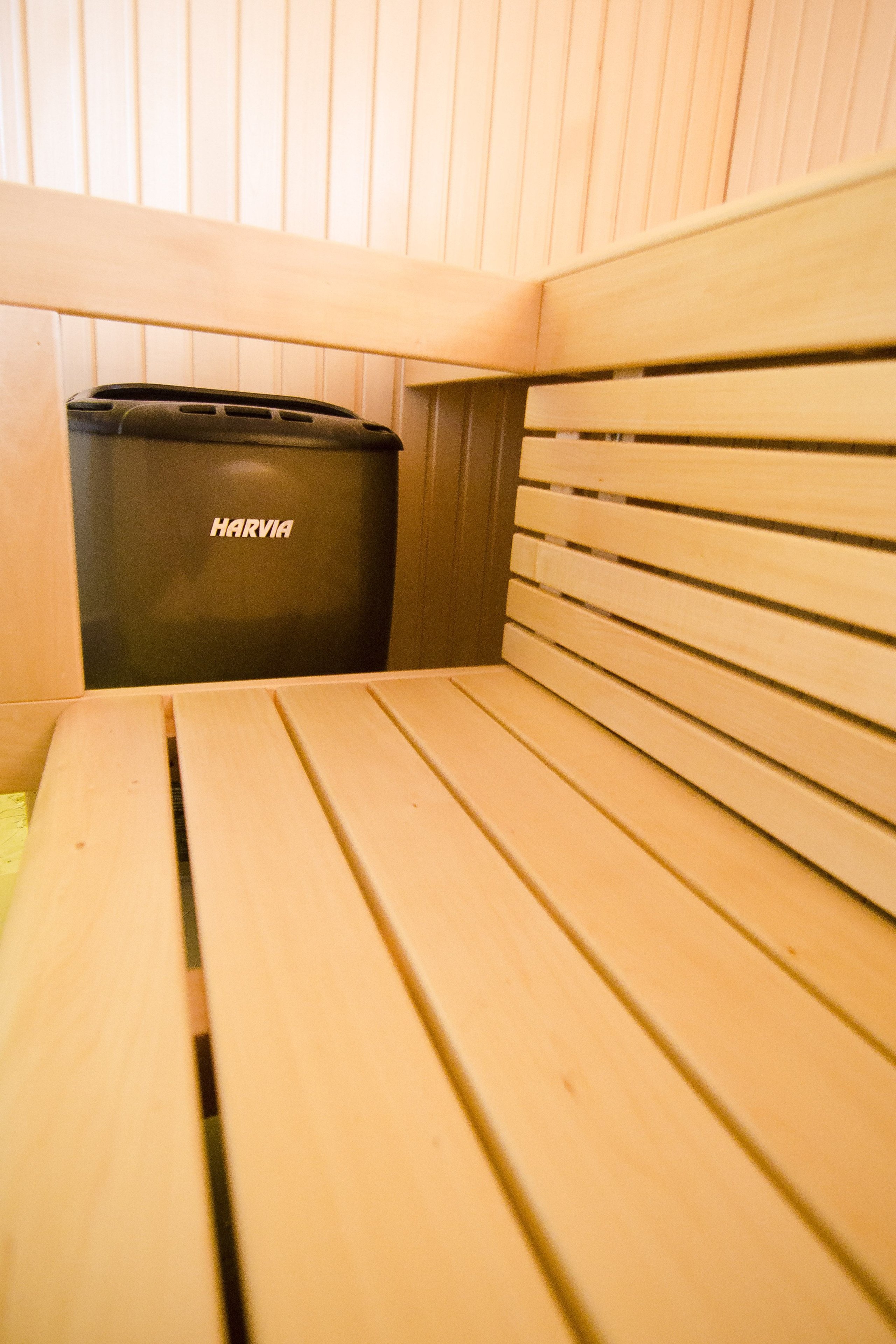 Minimalistisk sauna i lindetræ